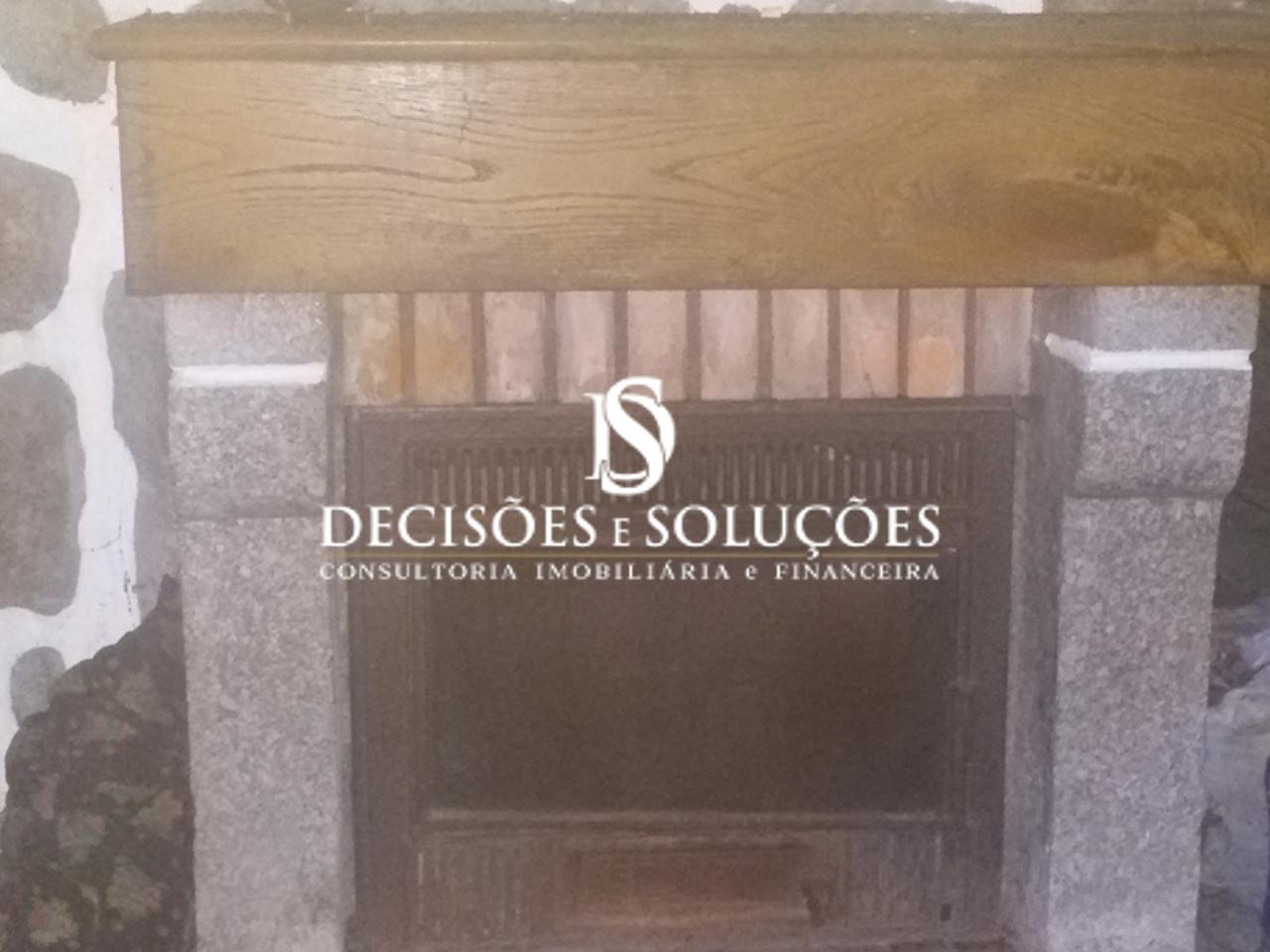 Moradia para Restaurar T5