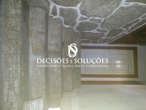 Detached house to restore T5